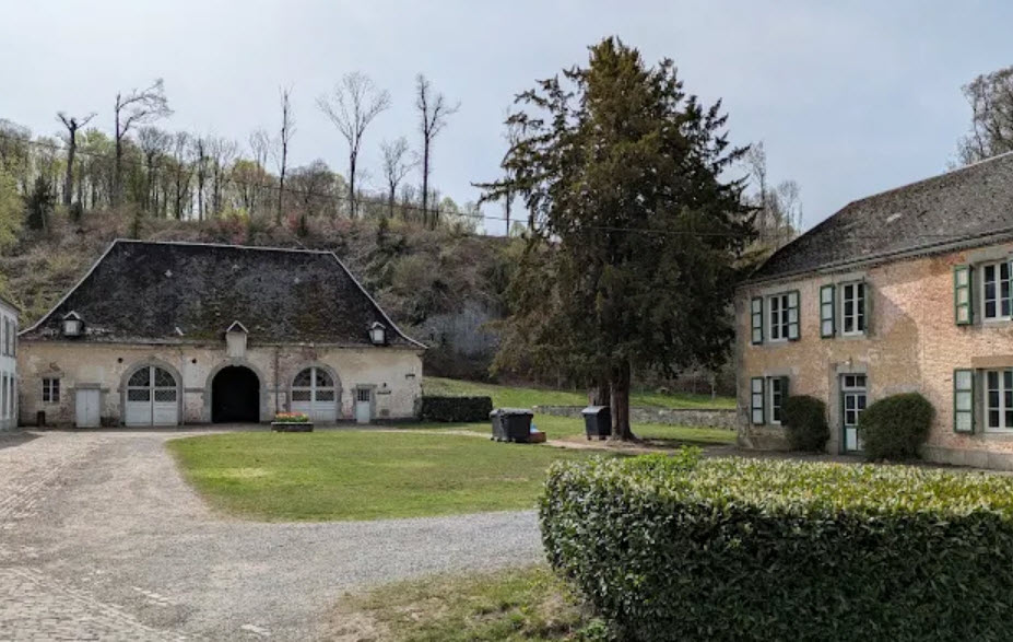 Château et parcs de Beauraing, Belgium